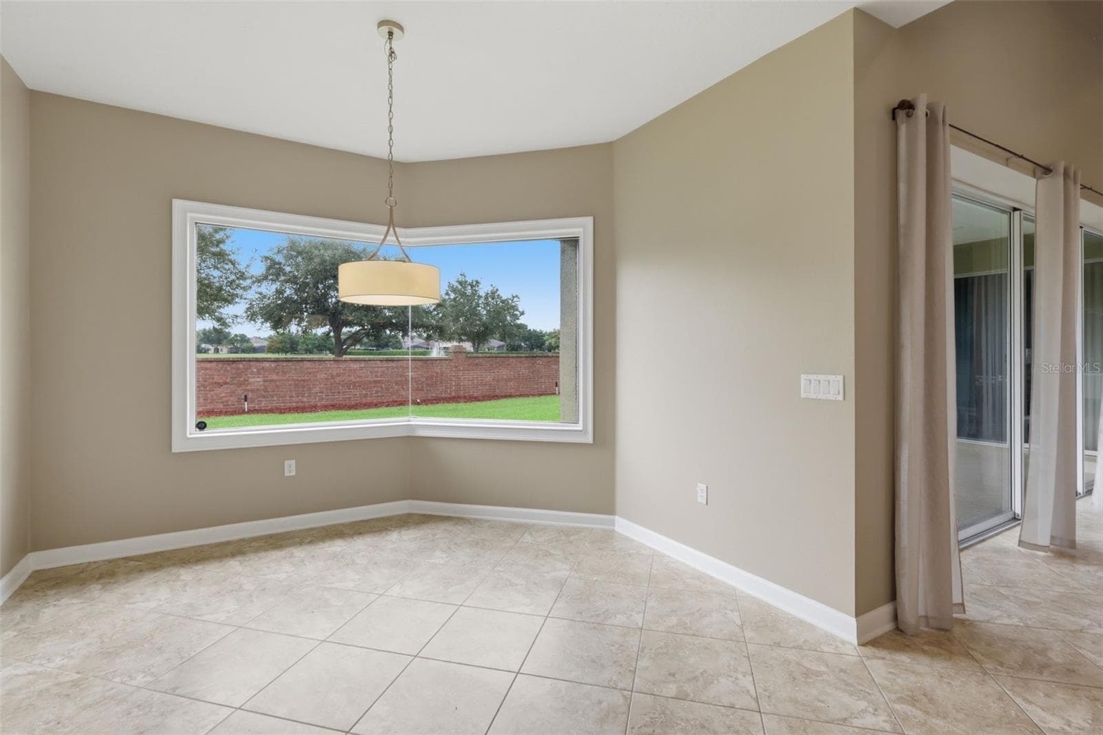 Kitchen Nook - 426 DUFF DR, WINTER GARDEN