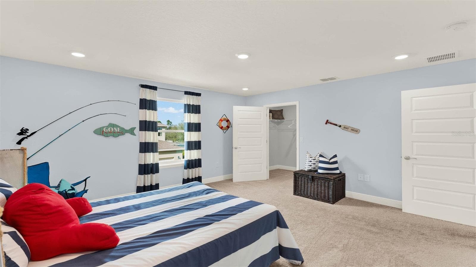 Single Family Residence at 11845 SHINE VIEW LN, WINTER GARDEN, photo 38 of 44