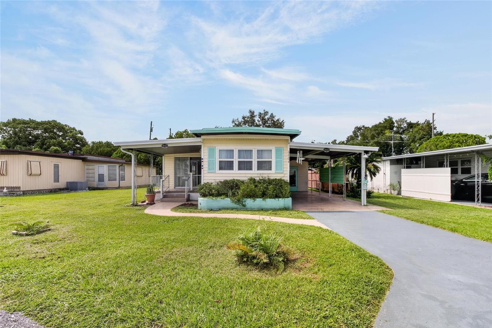 Mobile Home at 6004 ALPINE DR, ZEPHYRHILLS, photo 5 of 46