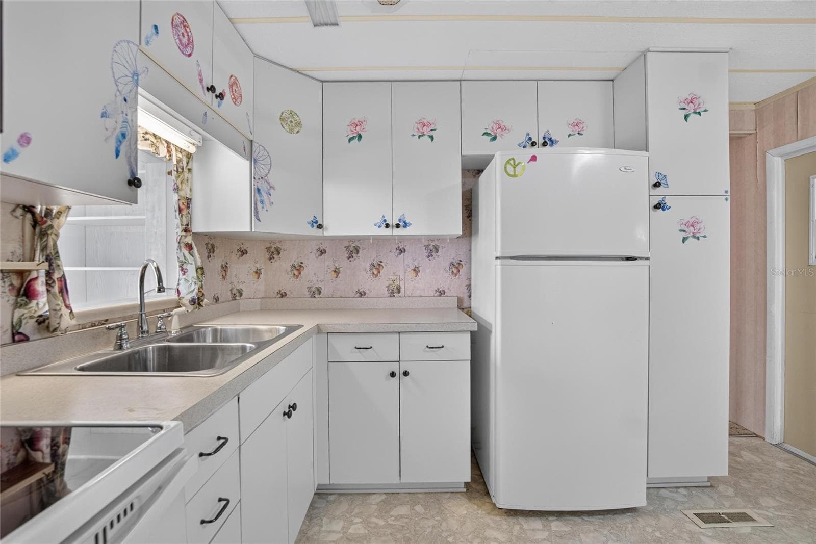 Mobile Home at 6004 ALPINE DR, ZEPHYRHILLS, photo 16 of 46