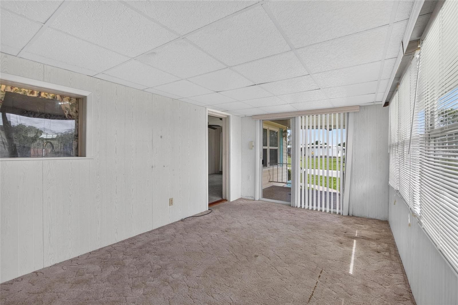 Mobile Home at 6004 ALPINE DR, ZEPHYRHILLS, photo 21 of 46