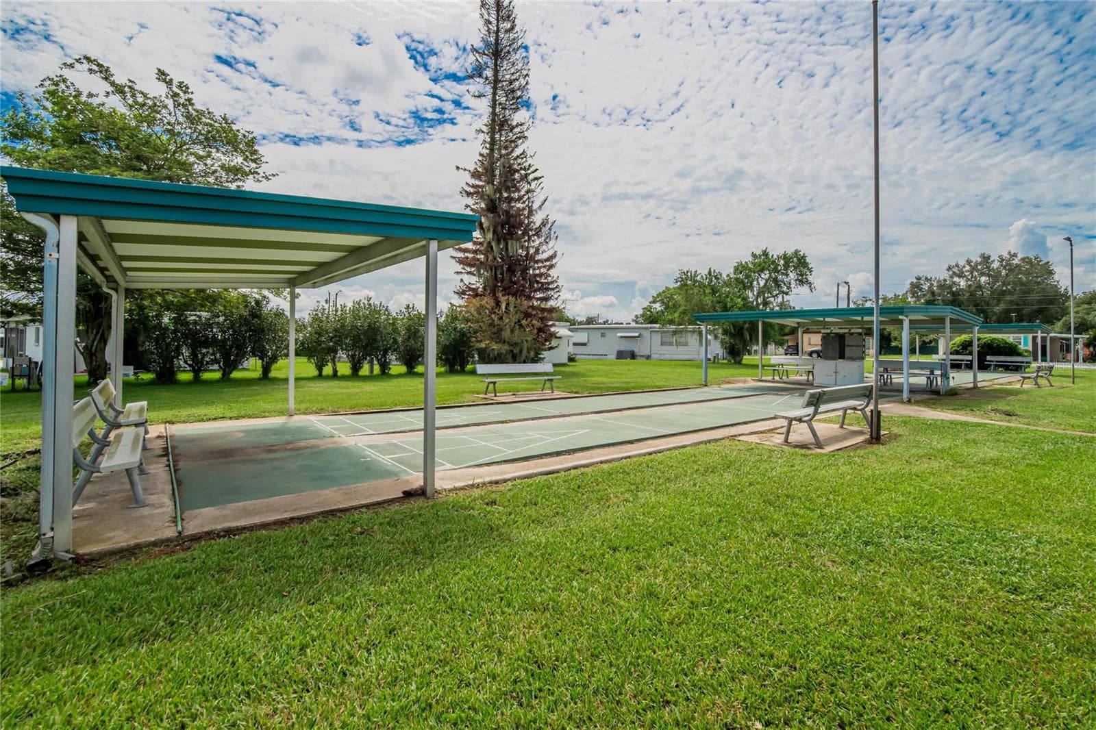 Mobile Home at 6004 ALPINE DR, ZEPHYRHILLS, photo 42 of 46