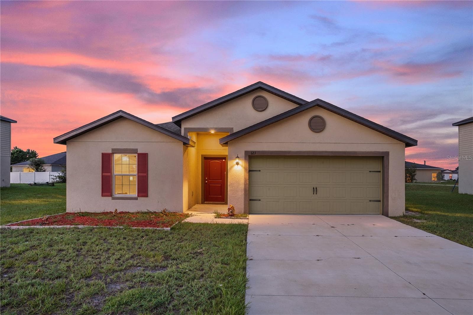 123 VIOLET CT