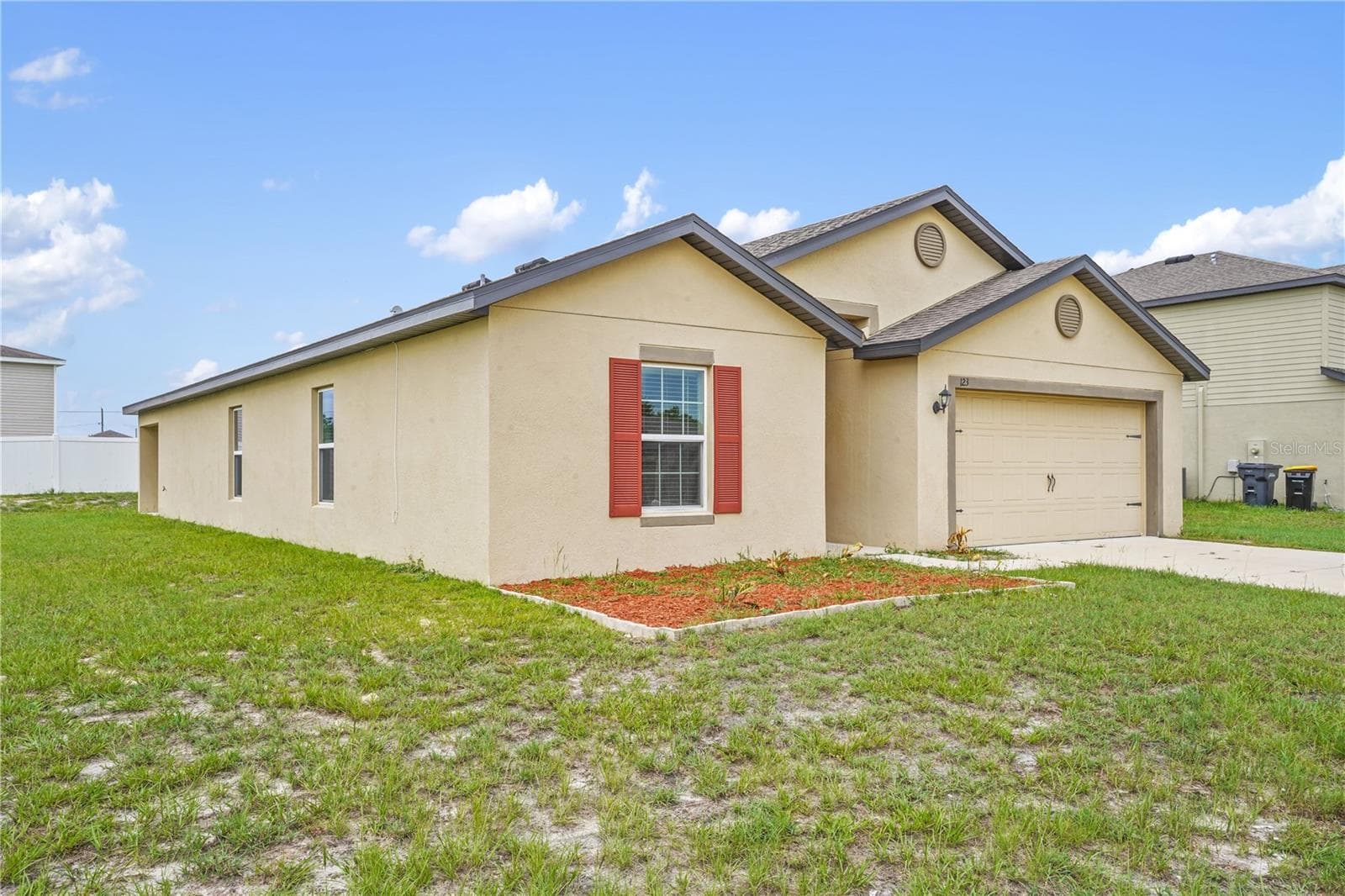 Single Family Residence at 123 VIOLET CT, POINCIANA, photo 3 of 39