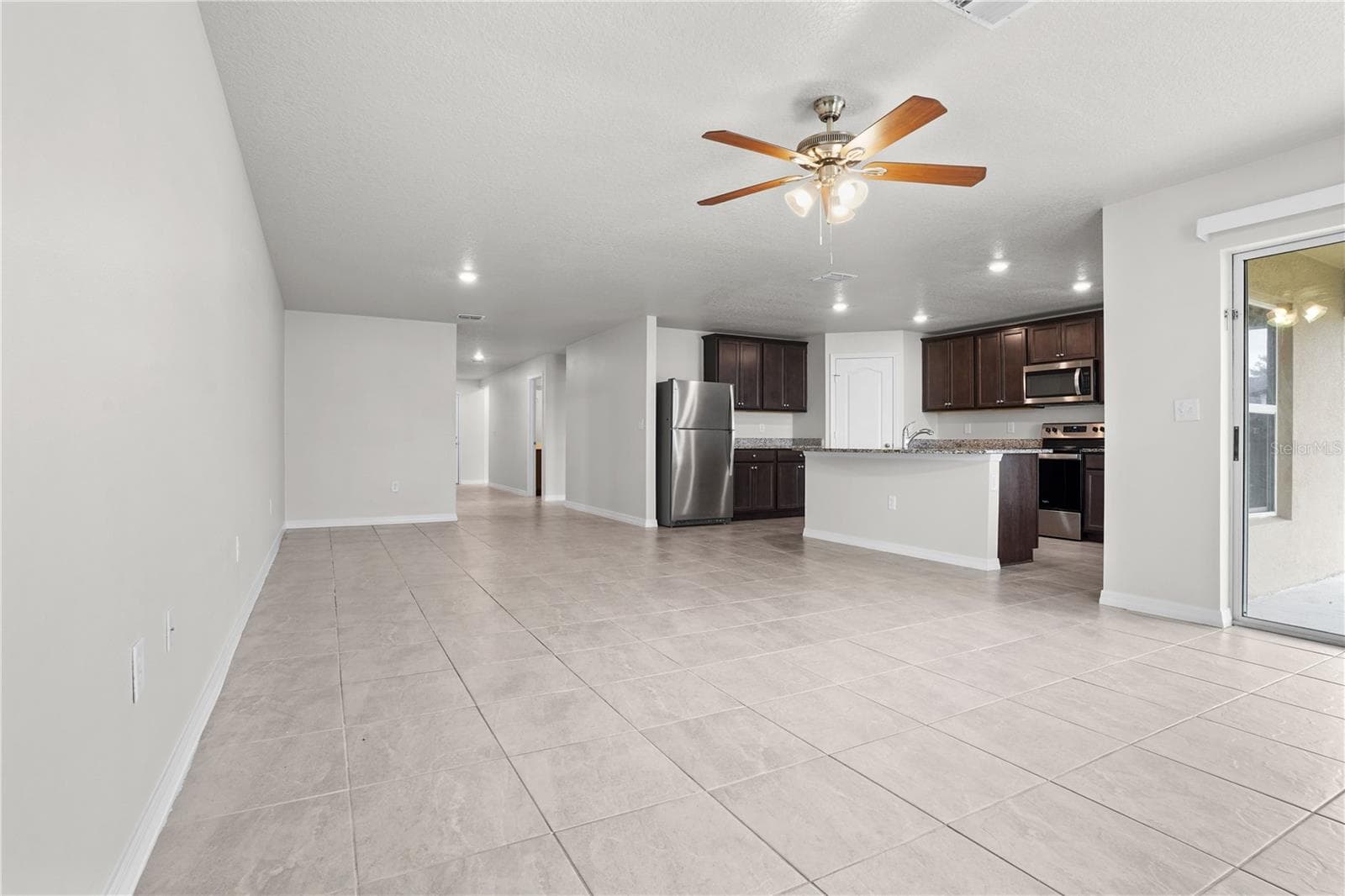 Single Family Residence at 123 VIOLET CT, POINCIANA, photo 9 of 39