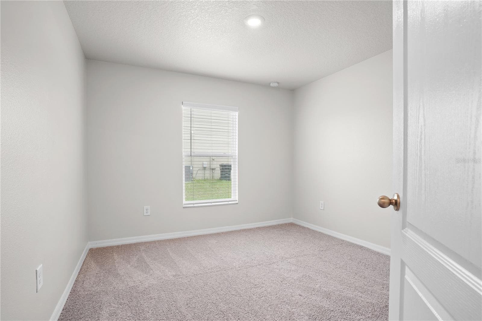 Single Family Residence at 123 VIOLET CT, POINCIANA, photo 20 of 39