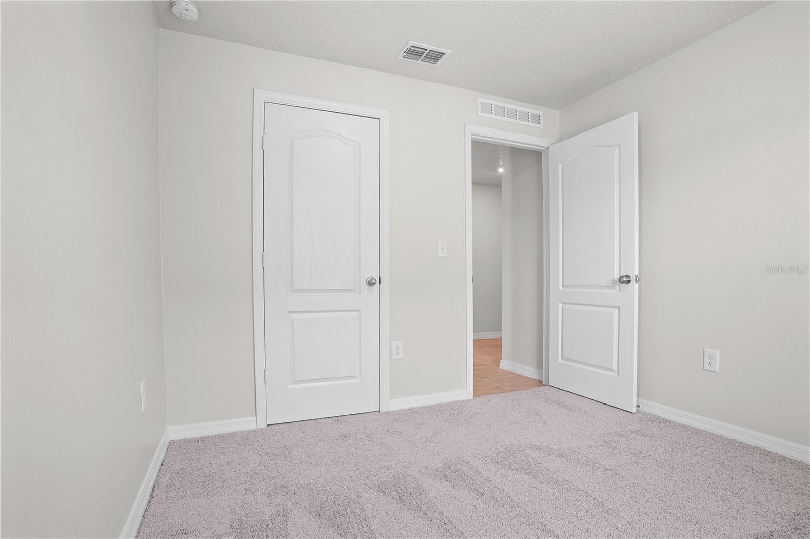 Single Family Residence at 123 VIOLET CT, POINCIANA, photo 23 of 39