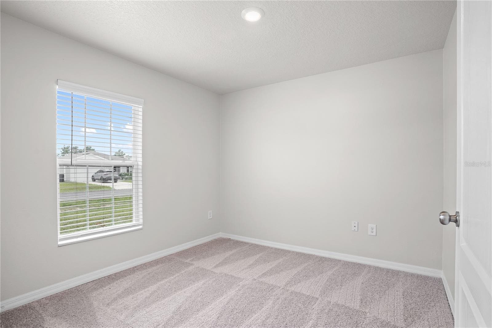 Single Family Residence at 123 VIOLET CT, POINCIANA, photo 25 of 39