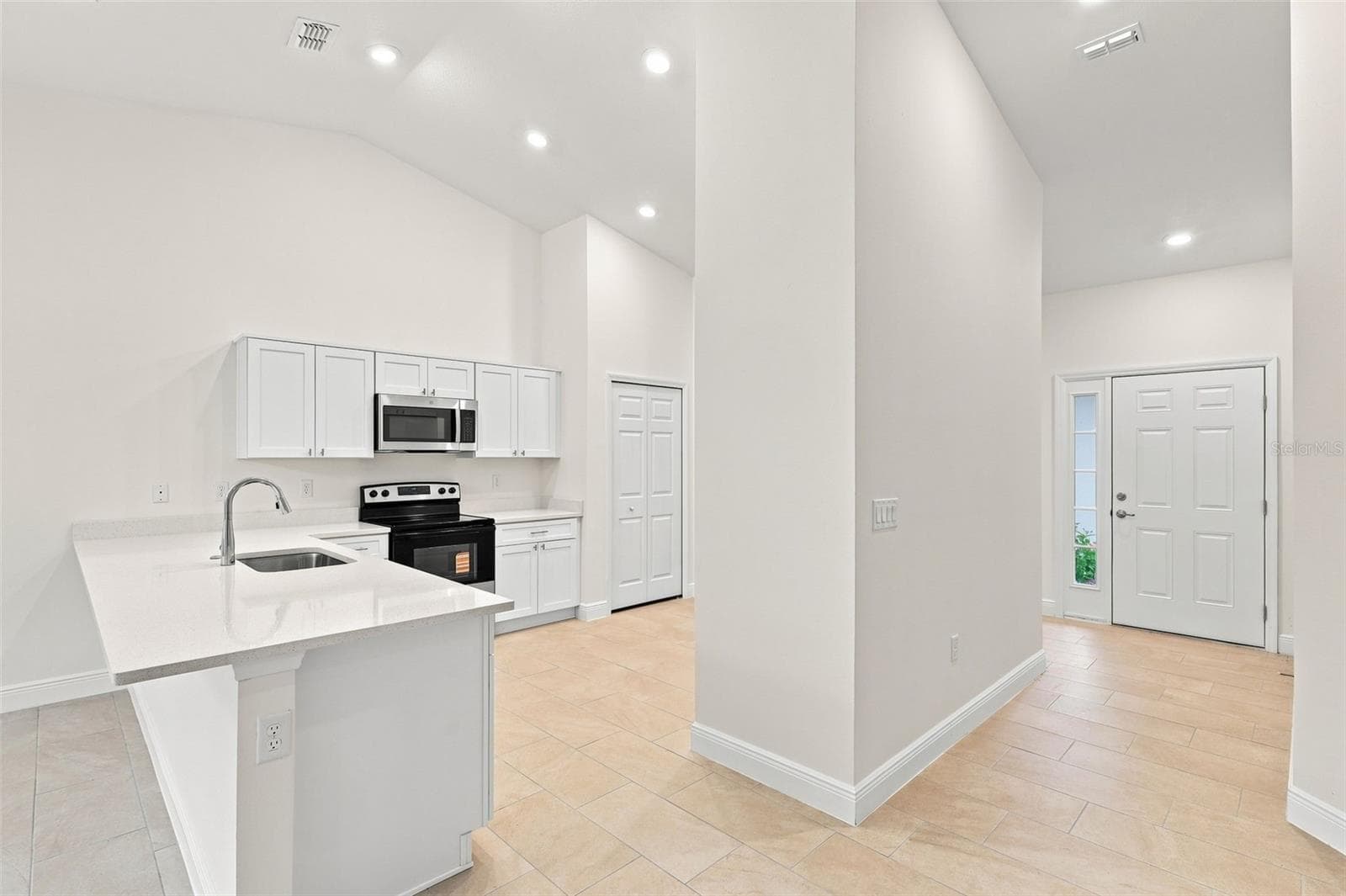 Single Family Residence at 121 S CANOE CREEK RD, KENANSVILLE, photo 20 of 46