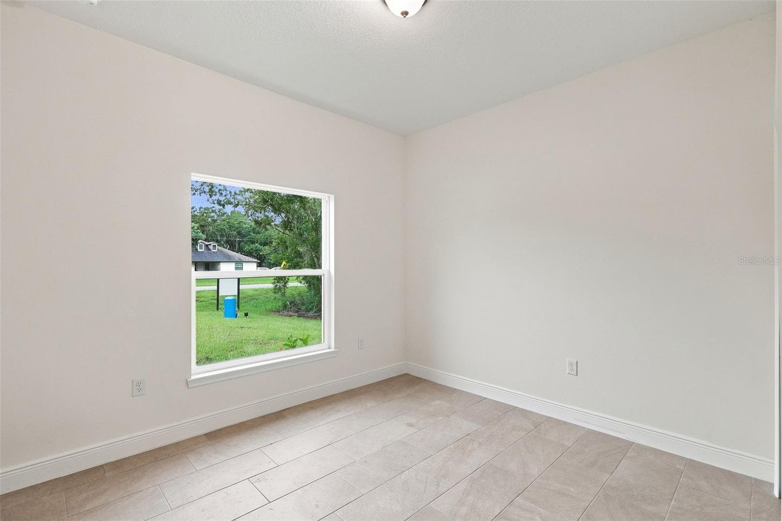 Single Family Residence at 121 S CANOE CREEK RD, KENANSVILLE, photo 33 of 46