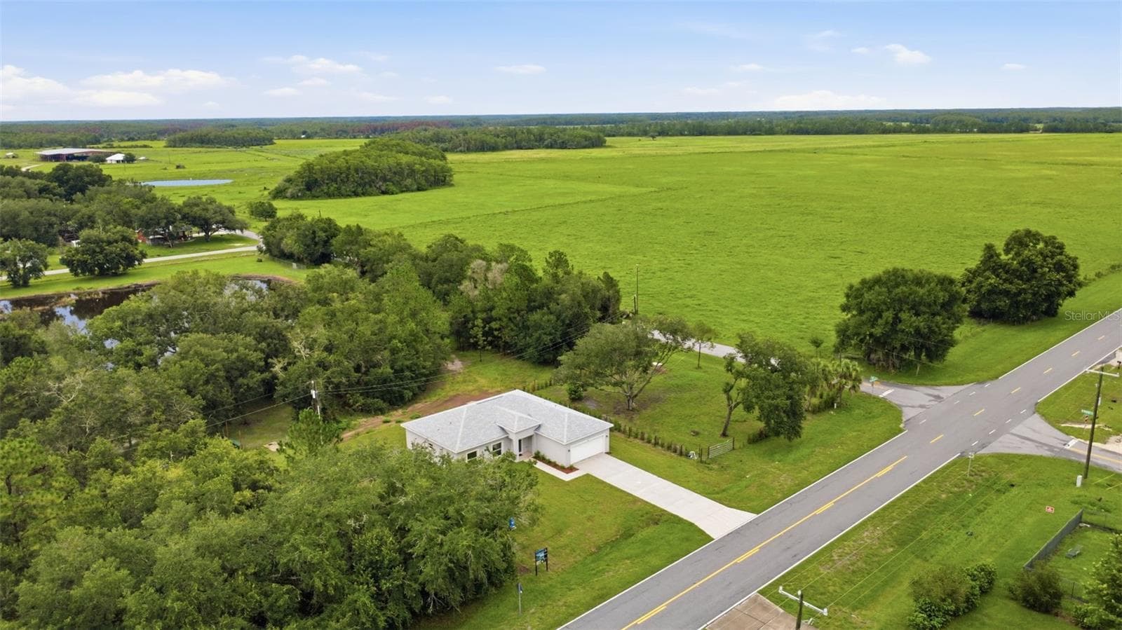 Single Family Residence at 121 S CANOE CREEK RD, KENANSVILLE, photo 39 of 46