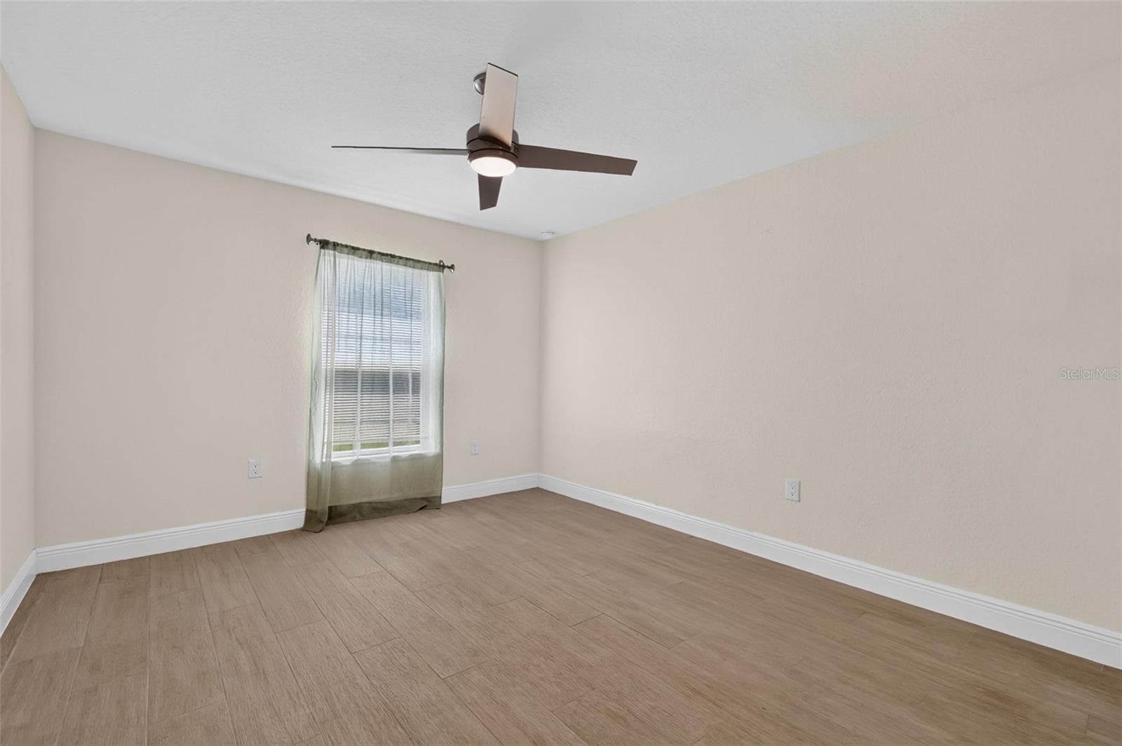Second Bedroom - 12591 NE 49TH DR, OXFORD