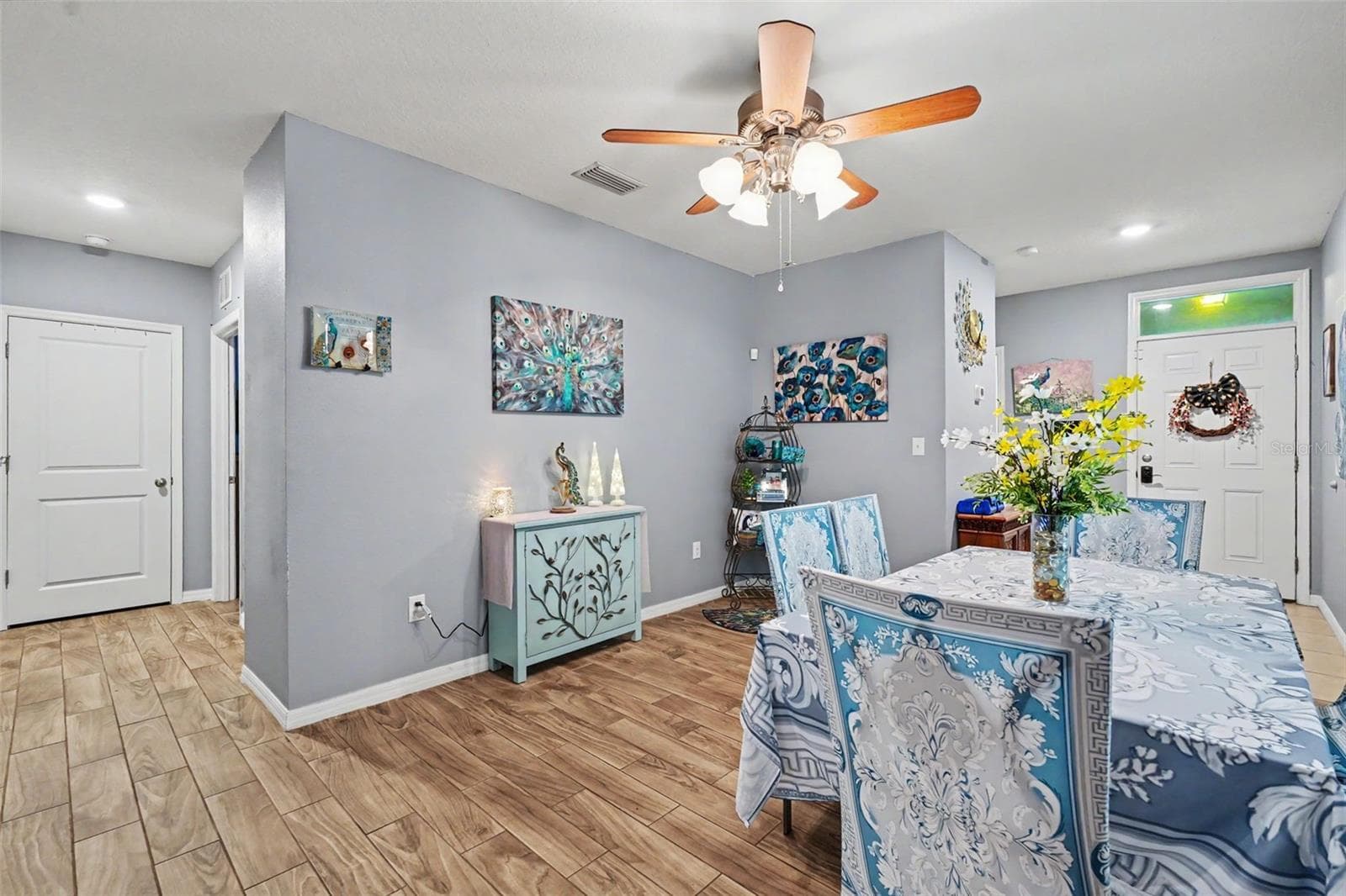 Single Family Residence at 3918 WILLOW HAMMOCK DR, PALMETTO, photo 4 of 29