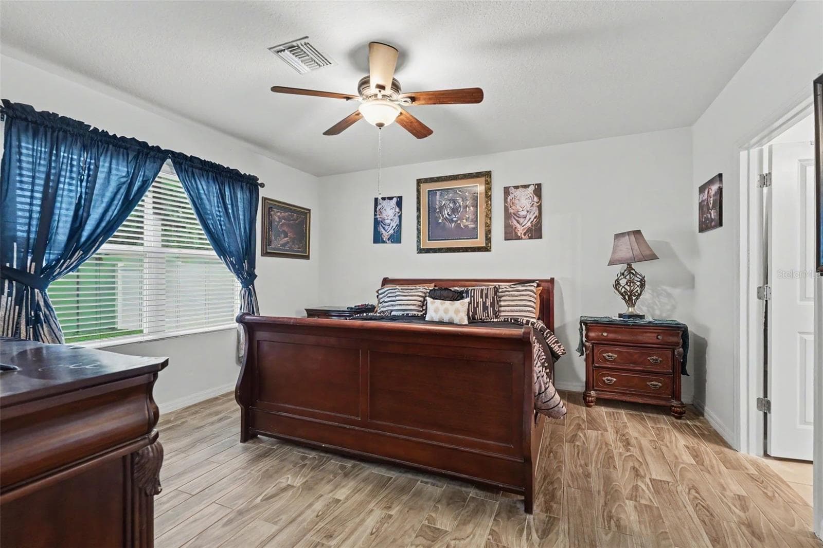 Single Family Residence at 3918 WILLOW HAMMOCK DR, PALMETTO, photo 12 of 29