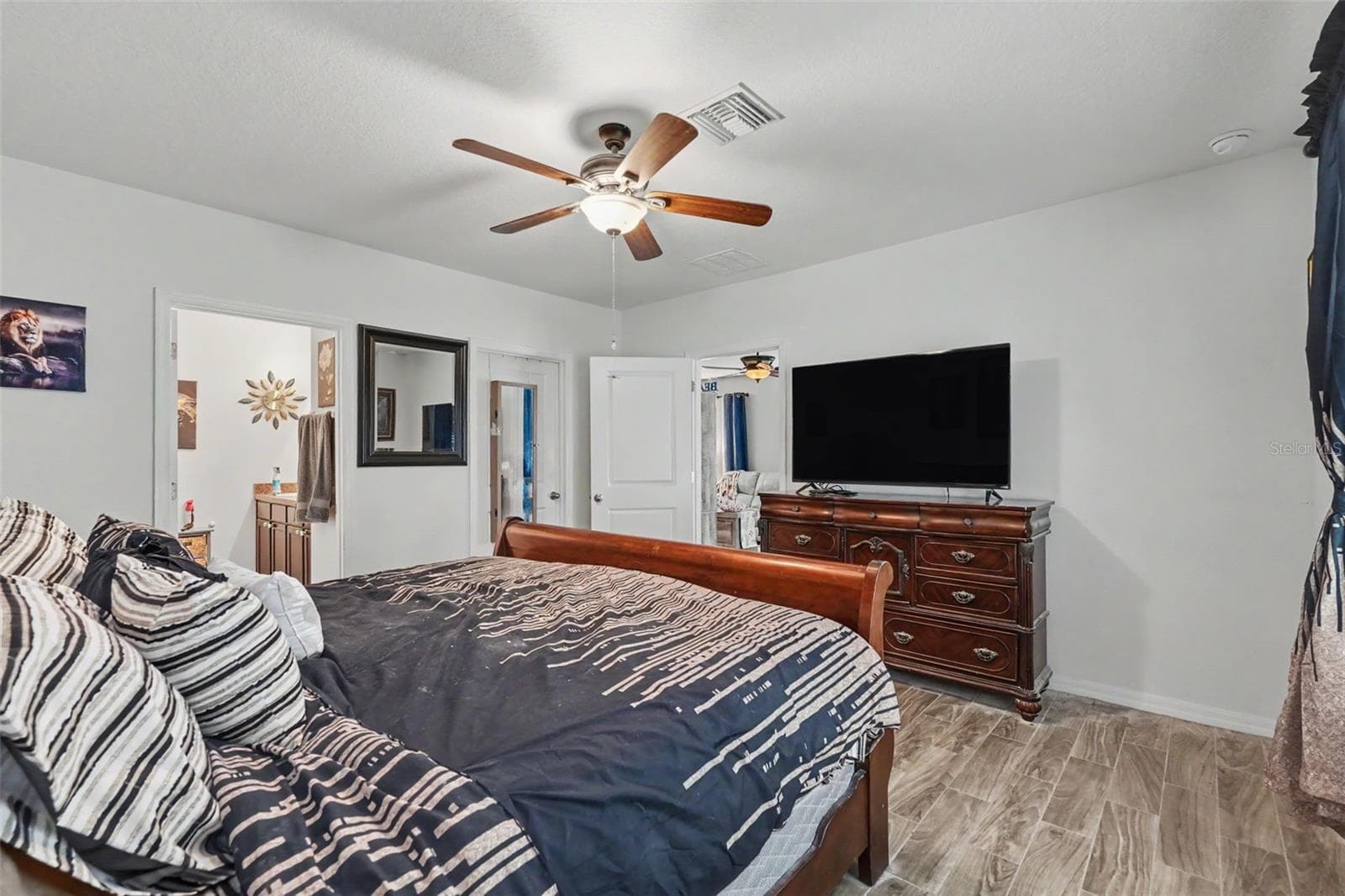 Single Family Residence at 3918 WILLOW HAMMOCK DR, PALMETTO, photo 13 of 29