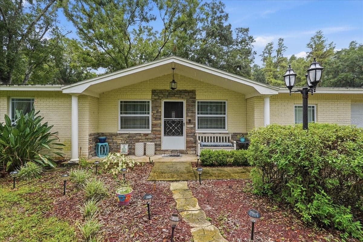 Single Family Residence at 3500 OLD KEYSTONE RD, TARPON SPRINGS, photo 4 of 97