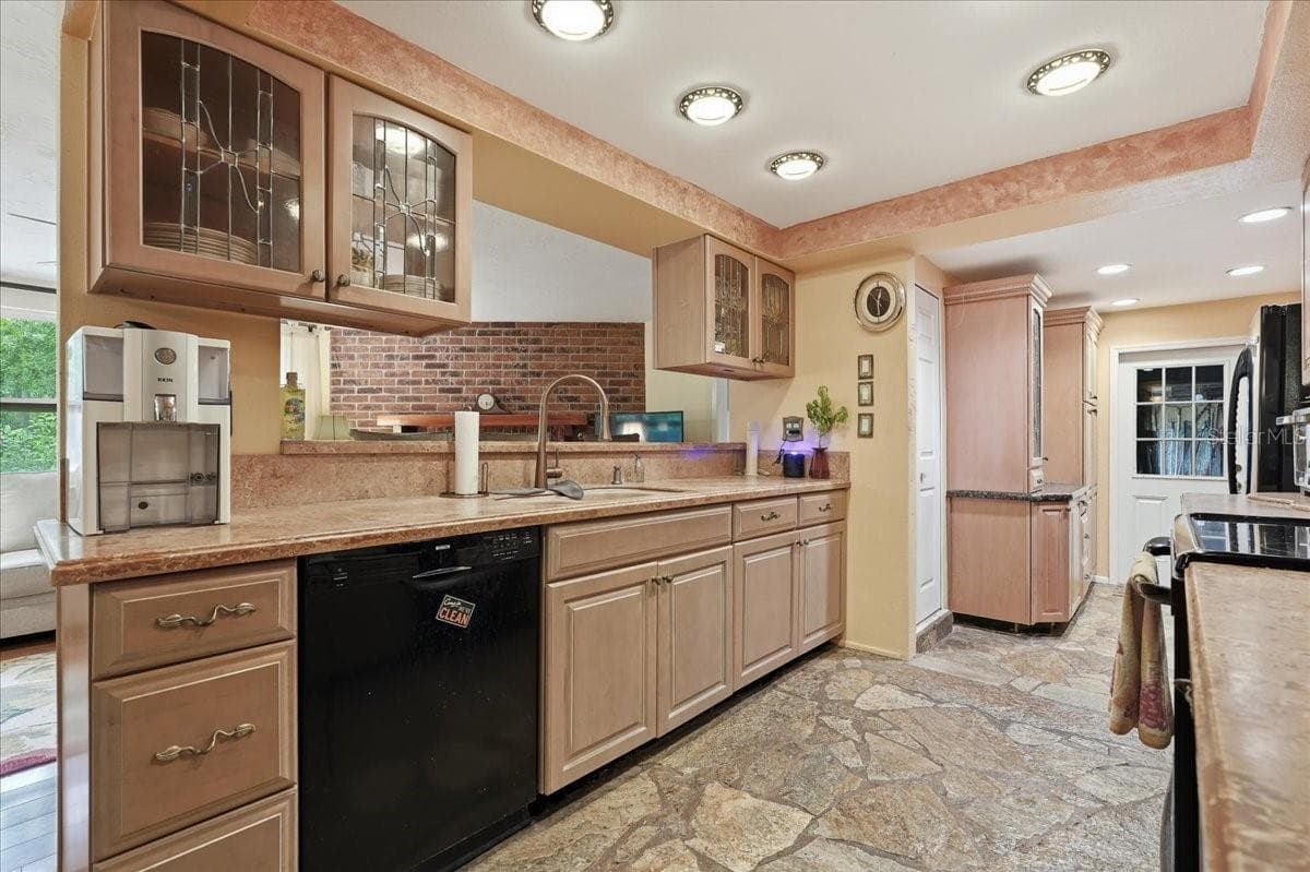 Single Family Residence at 3500 OLD KEYSTONE RD, TARPON SPRINGS, photo 10 of 97