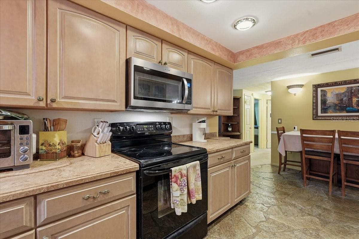 Single Family Residence at 3500 OLD KEYSTONE RD, TARPON SPRINGS, photo 14 of 97