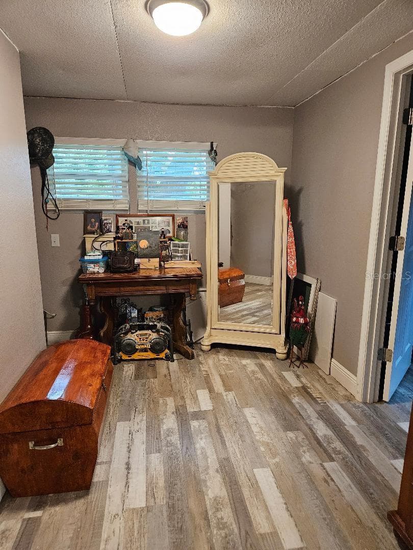Mobile Home at 425 ORANGE BLVD, POLK CITY, photo 14 of 31