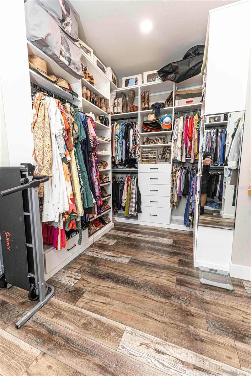 Walk-in closet in primary bedroom - 8818 SW 73RD PATH, BUSHNELL