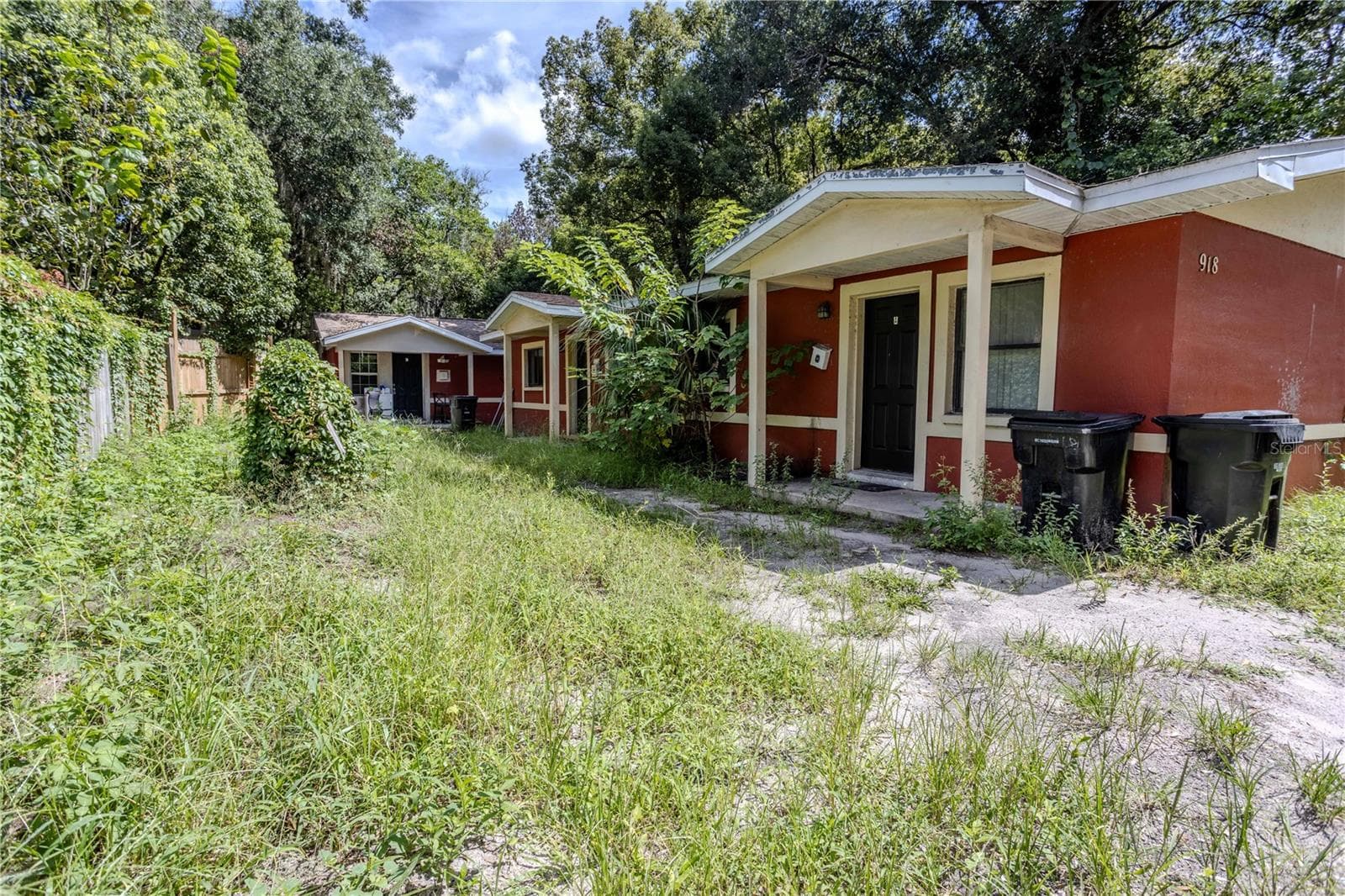 918 NW 4TH PL