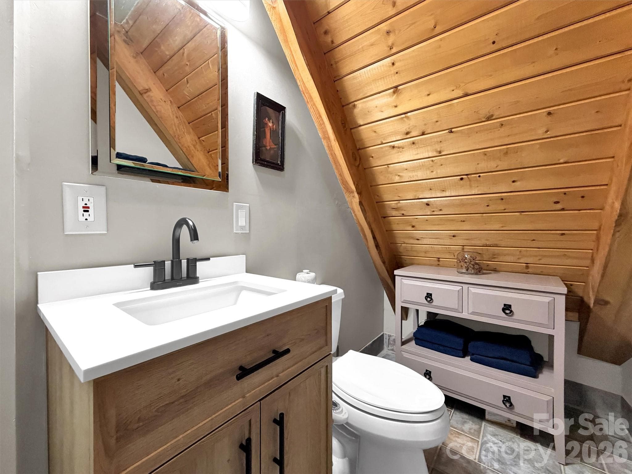 Single Family Residence at 170 Wonderwood Lane, Clyde, photo 24 of 48