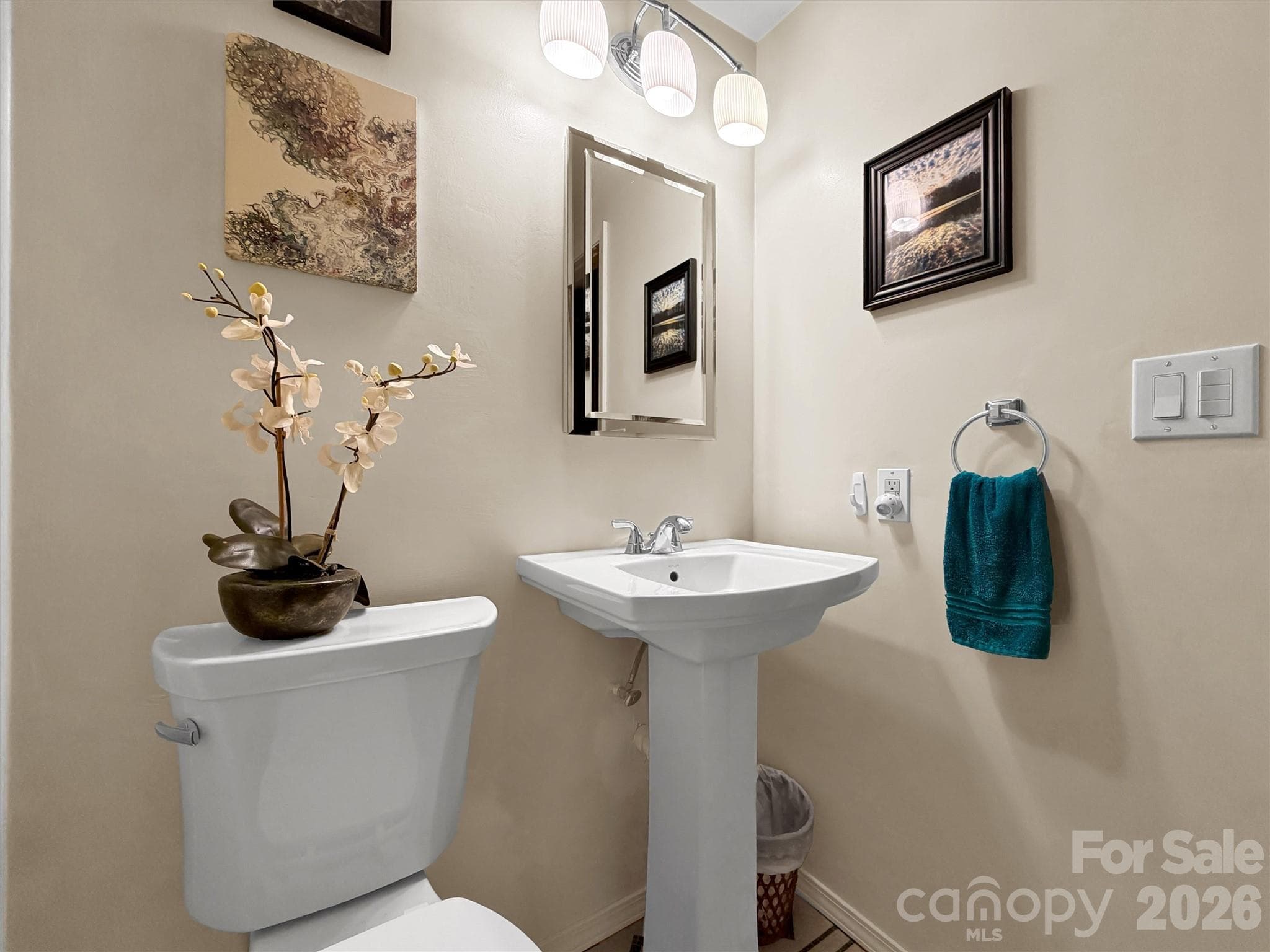 Single Family Residence at 170 Wonderwood Lane, Clyde, photo 32 of 48