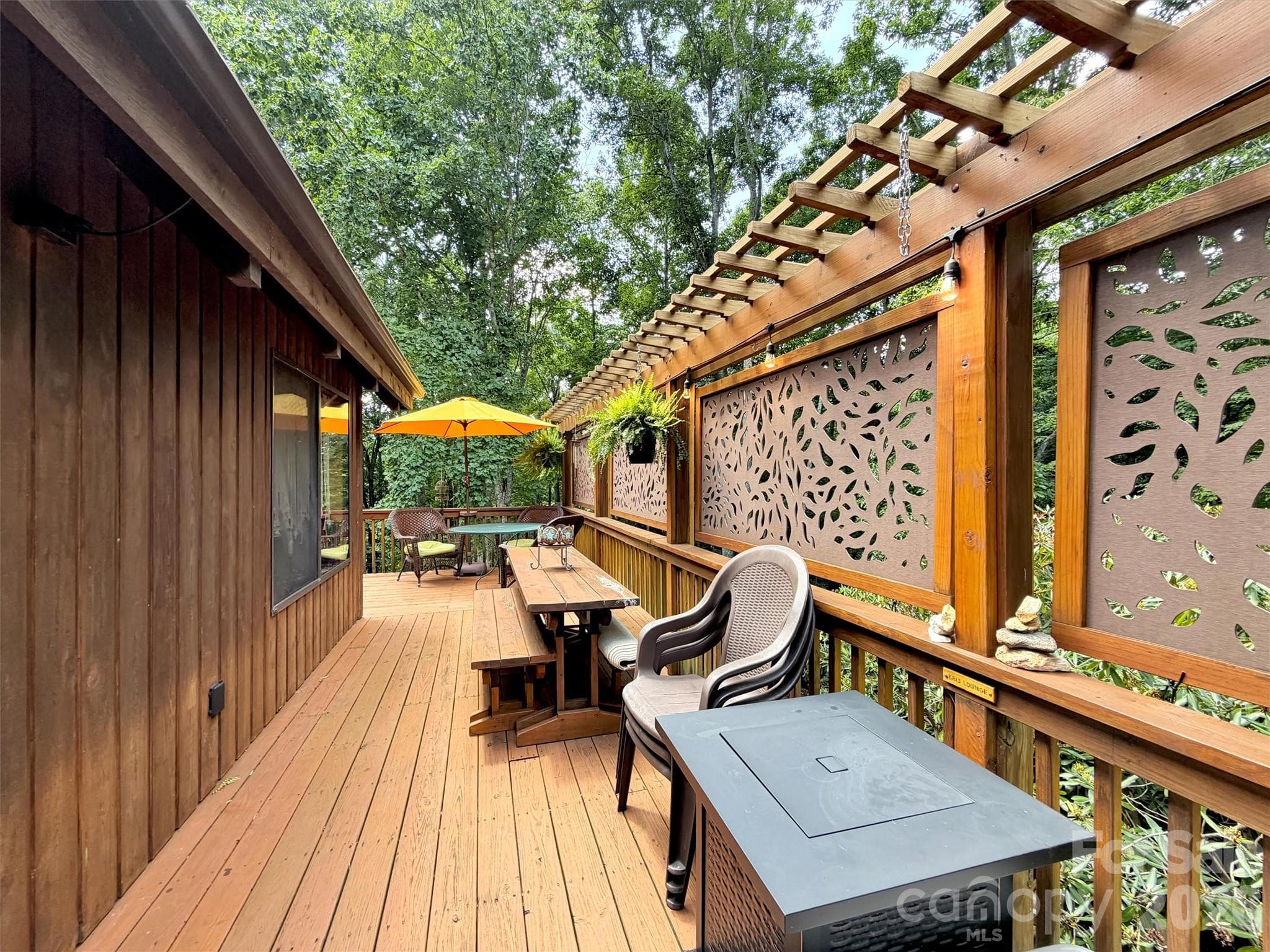 Single Family Residence at 170 Wonderwood Lane, Clyde, photo 38 of 48