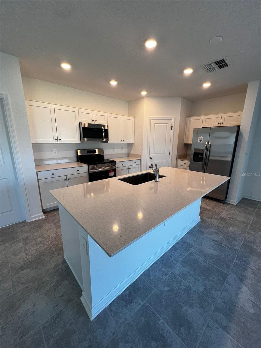 Single Family Residence at 433 SANDBAR LN, HAINES CITY, photo 14 of 37