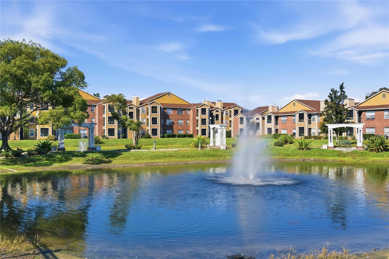 Condominium at 4401 THORNBRIAR LN #R106, ORLANDO, photo 4 of 19