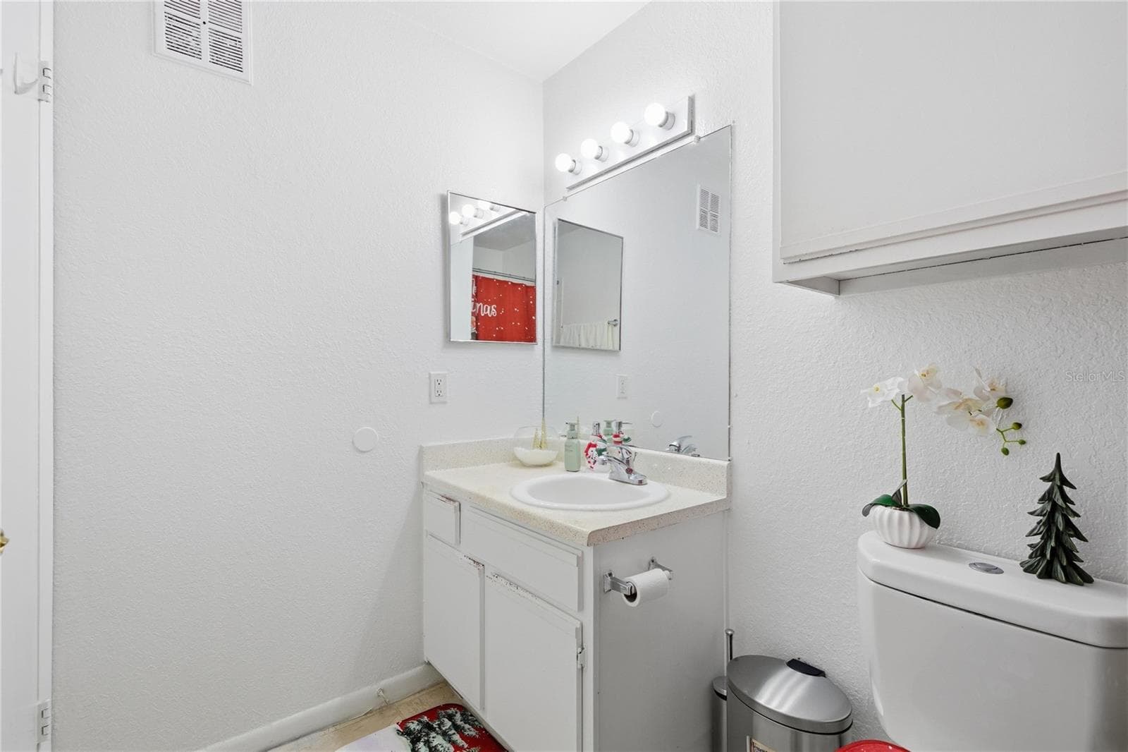 Condominium at 4401 THORNBRIAR LN #R106, ORLANDO, photo 13 of 19