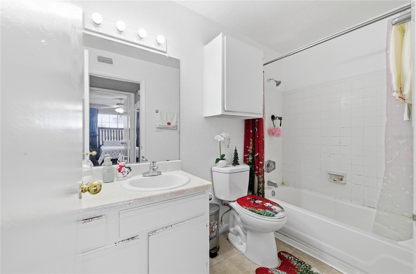 Condominium at 4401 THORNBRIAR LN #R106, ORLANDO, photo 14 of 19