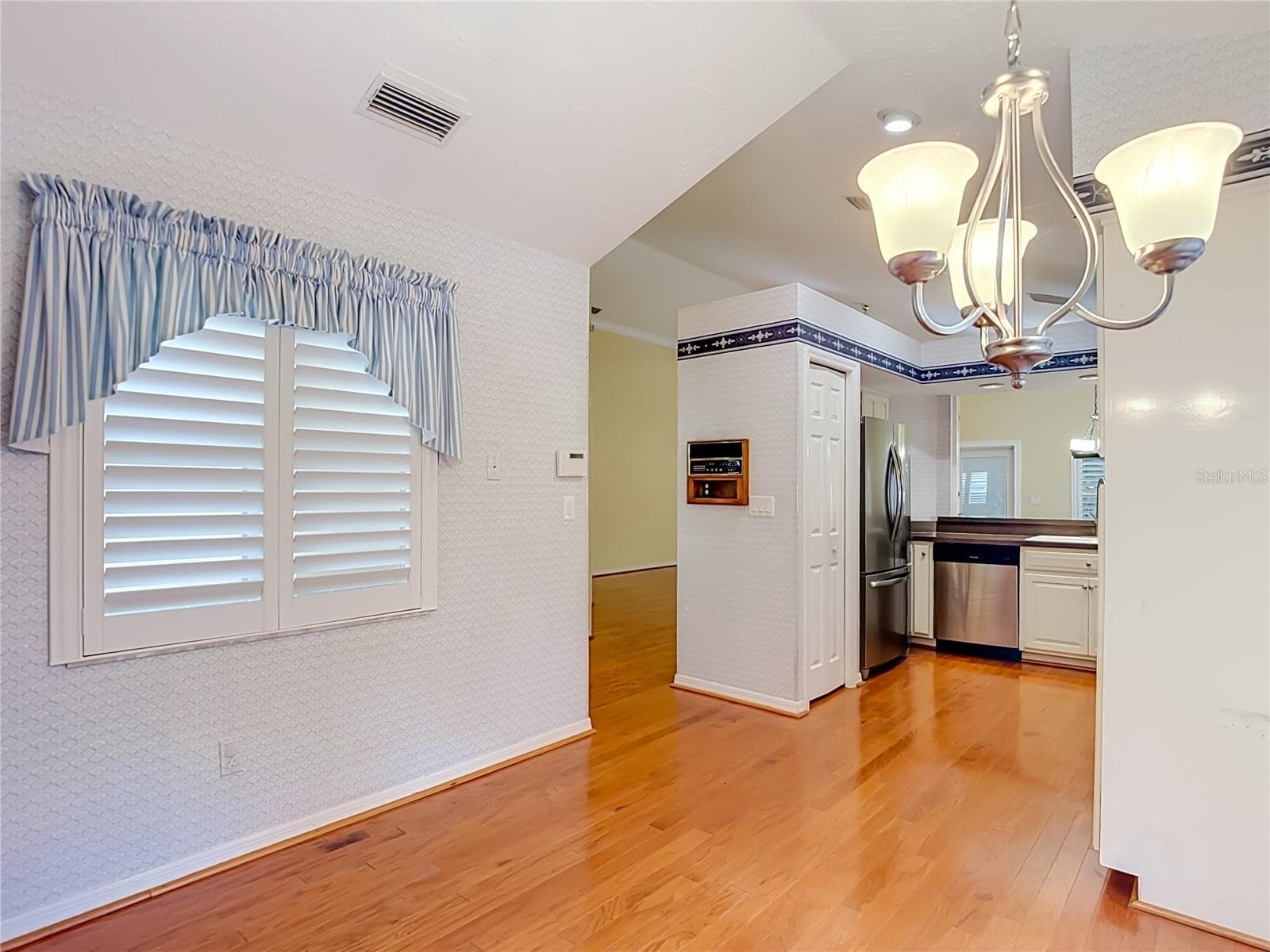 Single Family Residence at 15886 SANCTUARY DR, TAMPA, photo 10 of 64