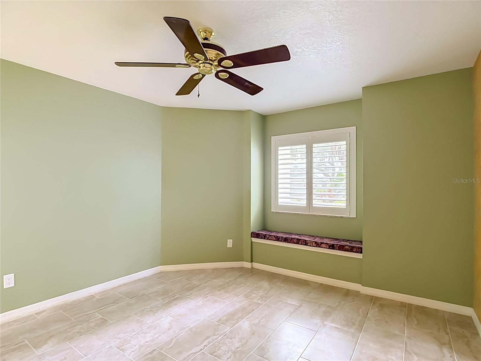 Single Family Residence at 15886 SANCTUARY DR, TAMPA, photo 47 of 64
