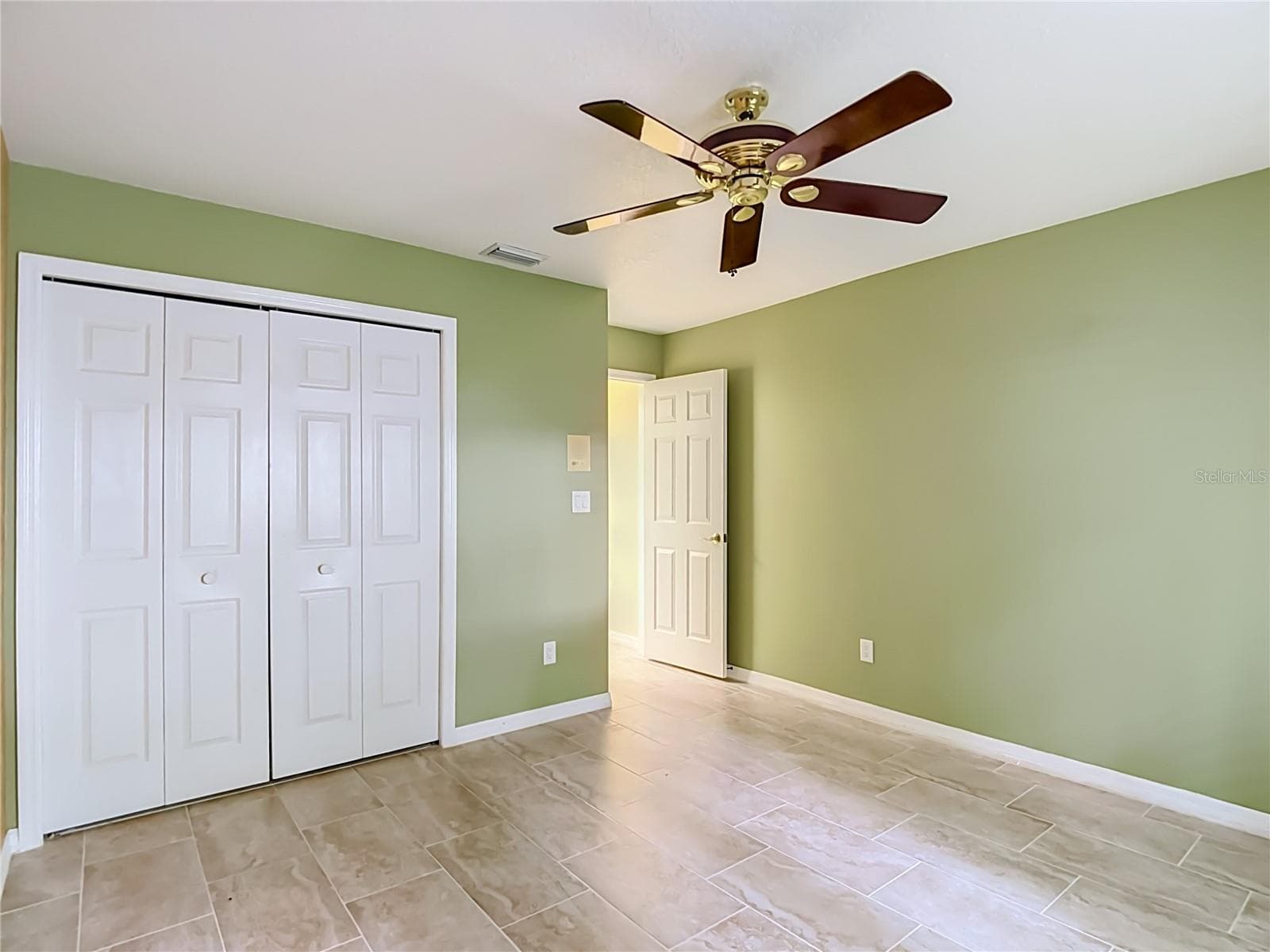 Single Family Residence at 15886 SANCTUARY DR, TAMPA, photo 48 of 64