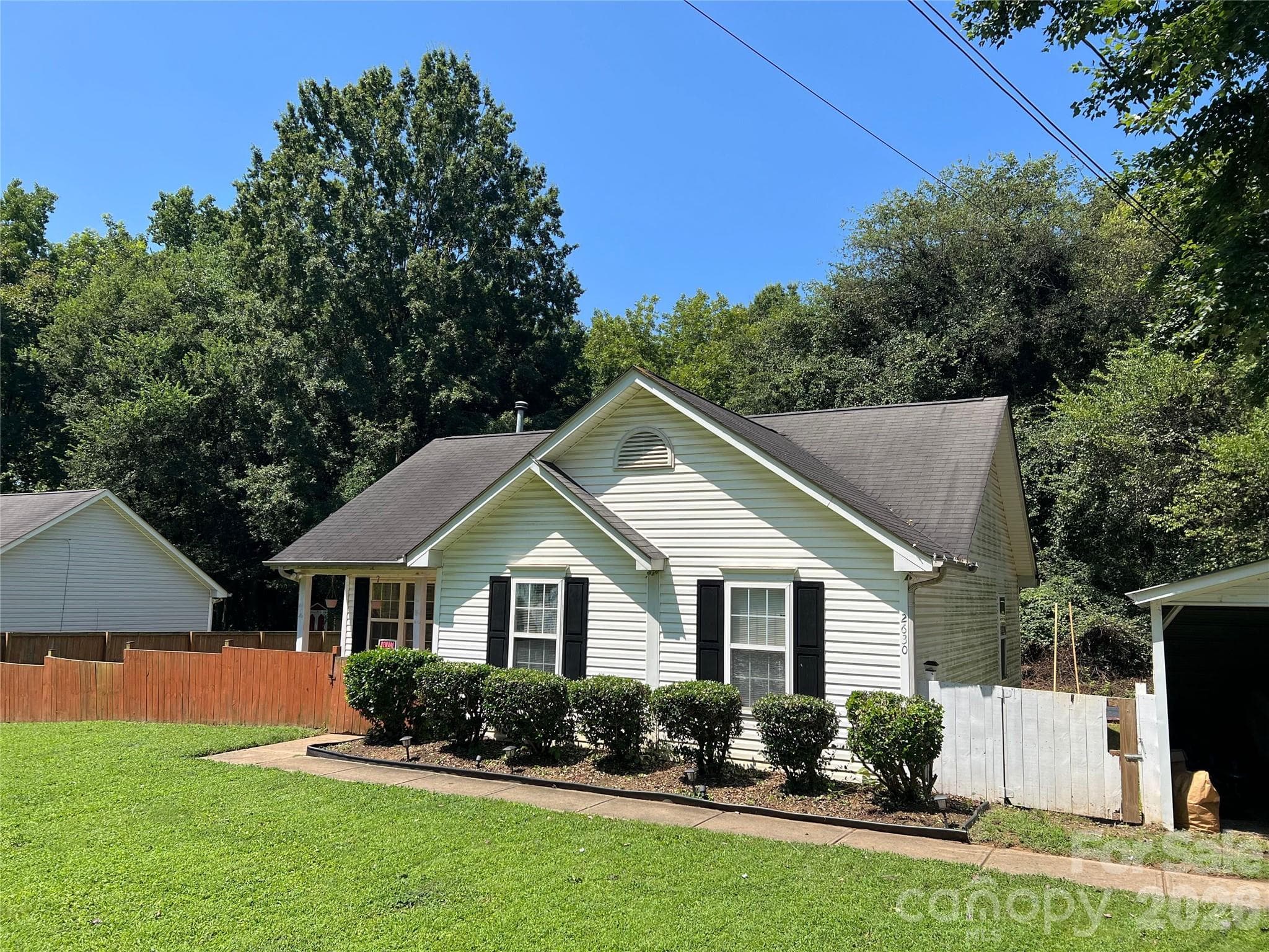 Single Family Residence at 2630 Larry Drive, Charlotte, photo 2 of 13