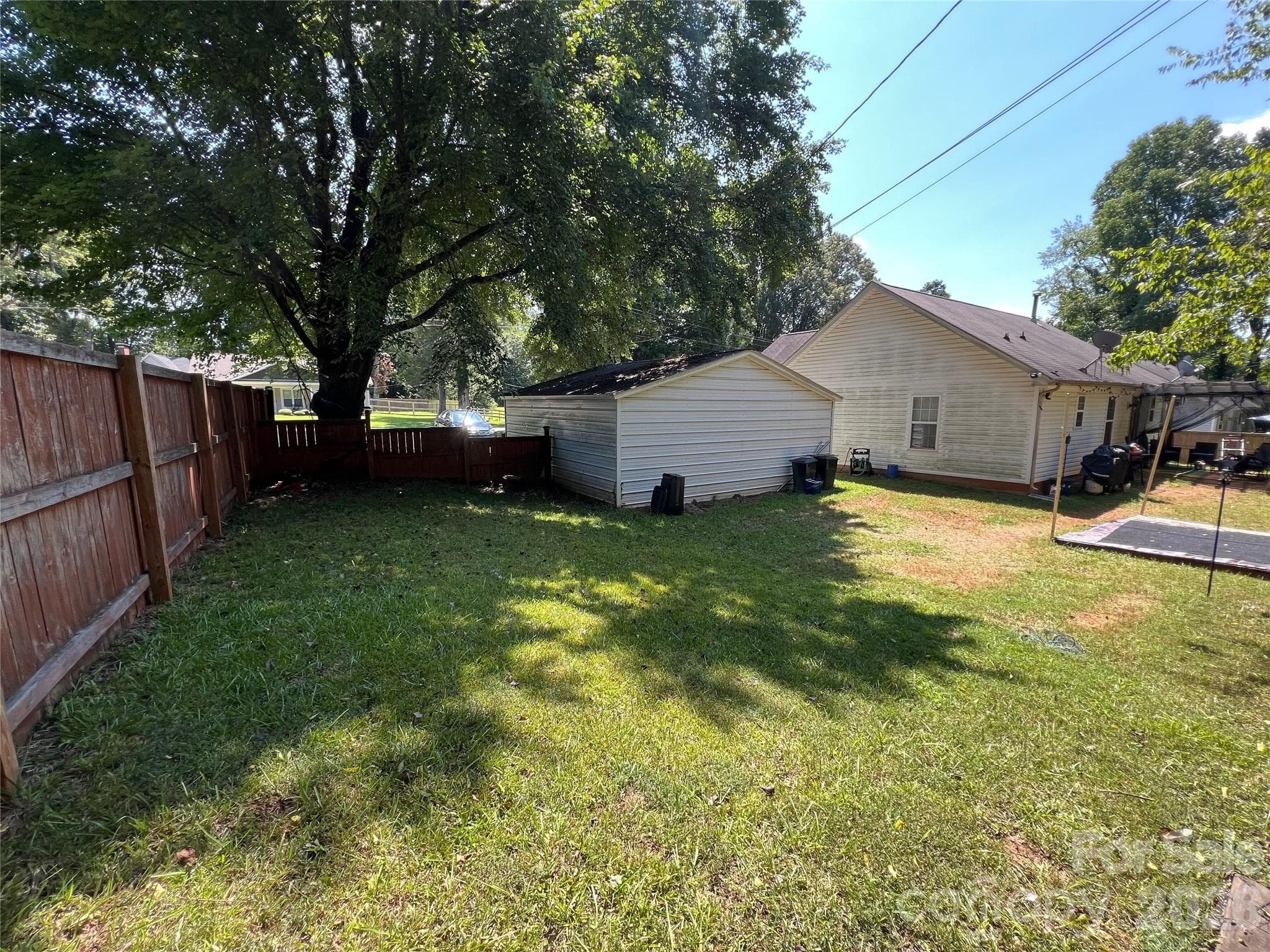 Single Family Residence at 2630 Larry Drive, Charlotte, photo 6 of 13