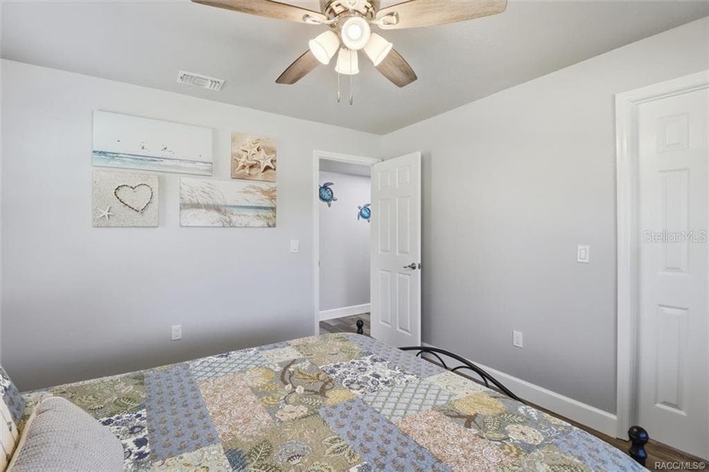Single Family Residence at 9205 W HARBOR ISLE CT, CRYSTAL RIVER, photo 33 of 57