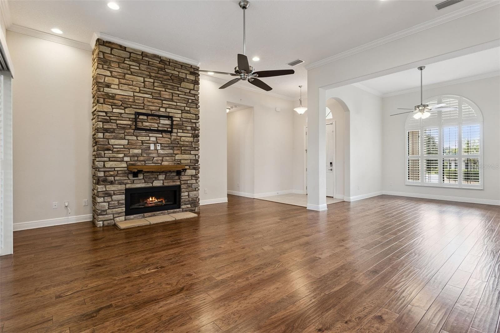Single Family Residence at 39513 HILLRISE LN, LADY LAKE, photo 11 of 57