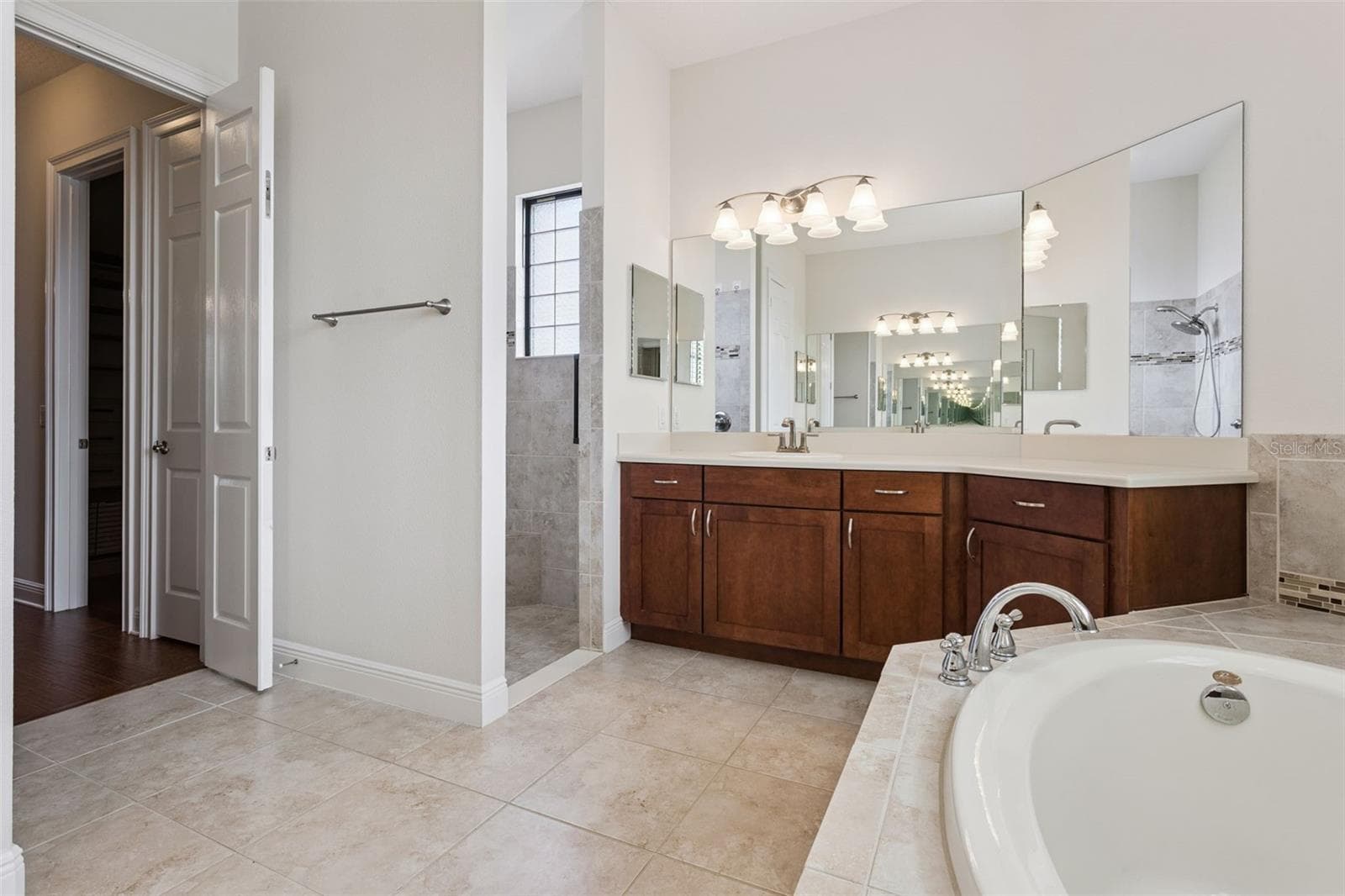 Single Family Residence at 39513 HILLRISE LN, LADY LAKE, photo 33 of 57