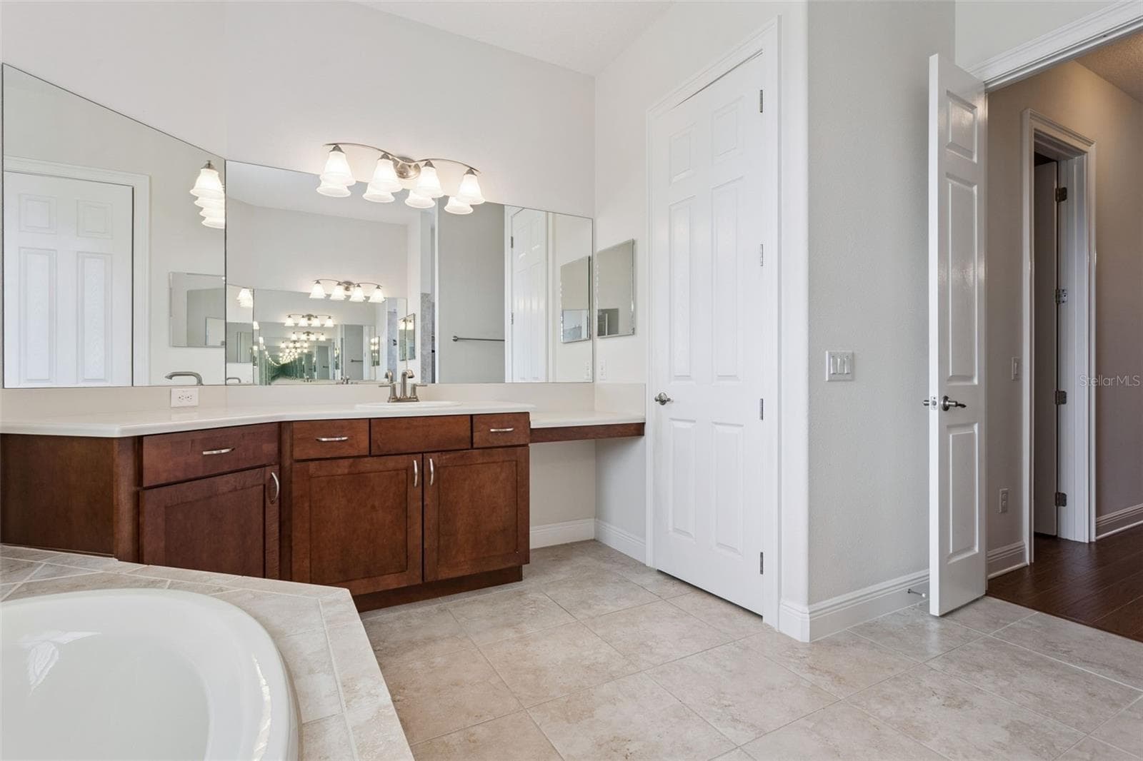 Single Family Residence at 39513 HILLRISE LN, LADY LAKE, photo 34 of 57