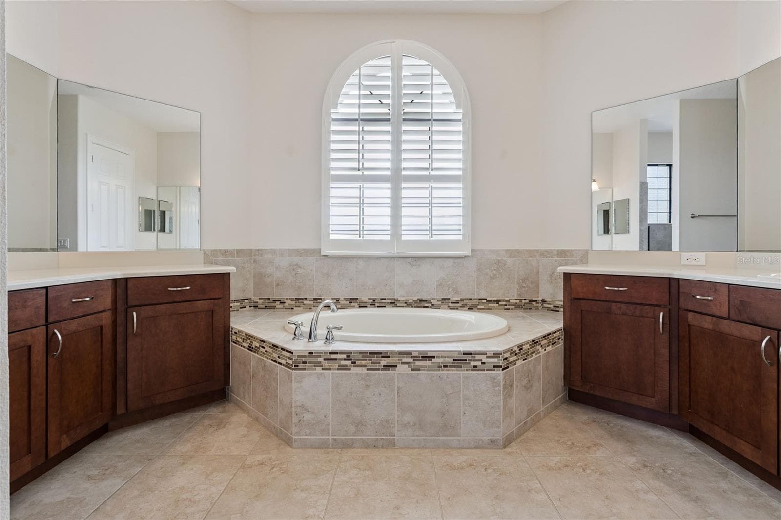 Single Family Residence at 39513 HILLRISE LN, LADY LAKE, photo 35 of 57