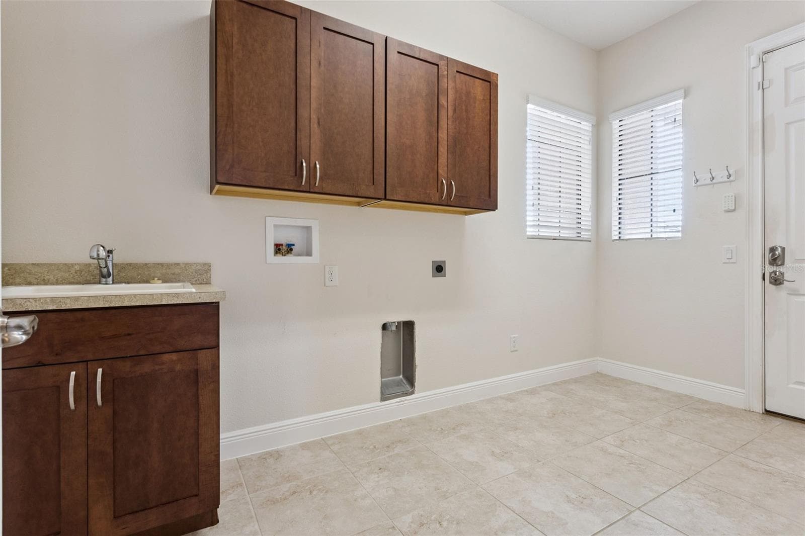 Single Family Residence at 39513 HILLRISE LN, LADY LAKE, photo 42 of 57