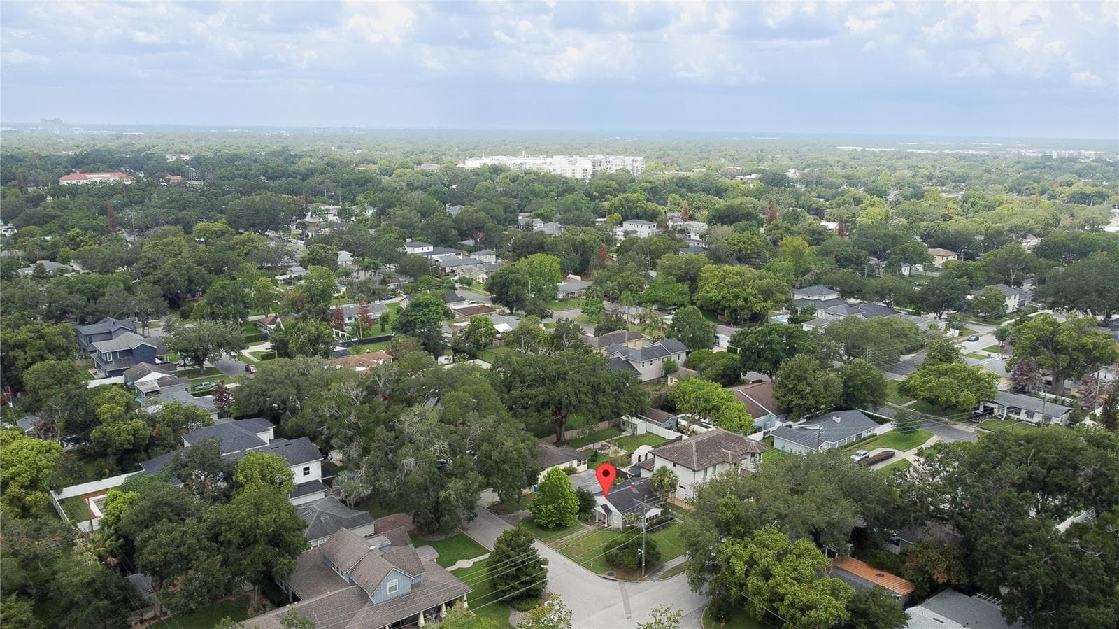 Single Family Residence at 2942 HELEN AVE, ORLANDO, photo 2 of 13