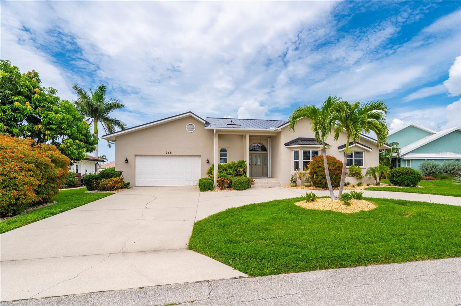 Built 1991 with premium upgrades & fully furnished - 265 BELVEDERE CT, PUNTA GORDA