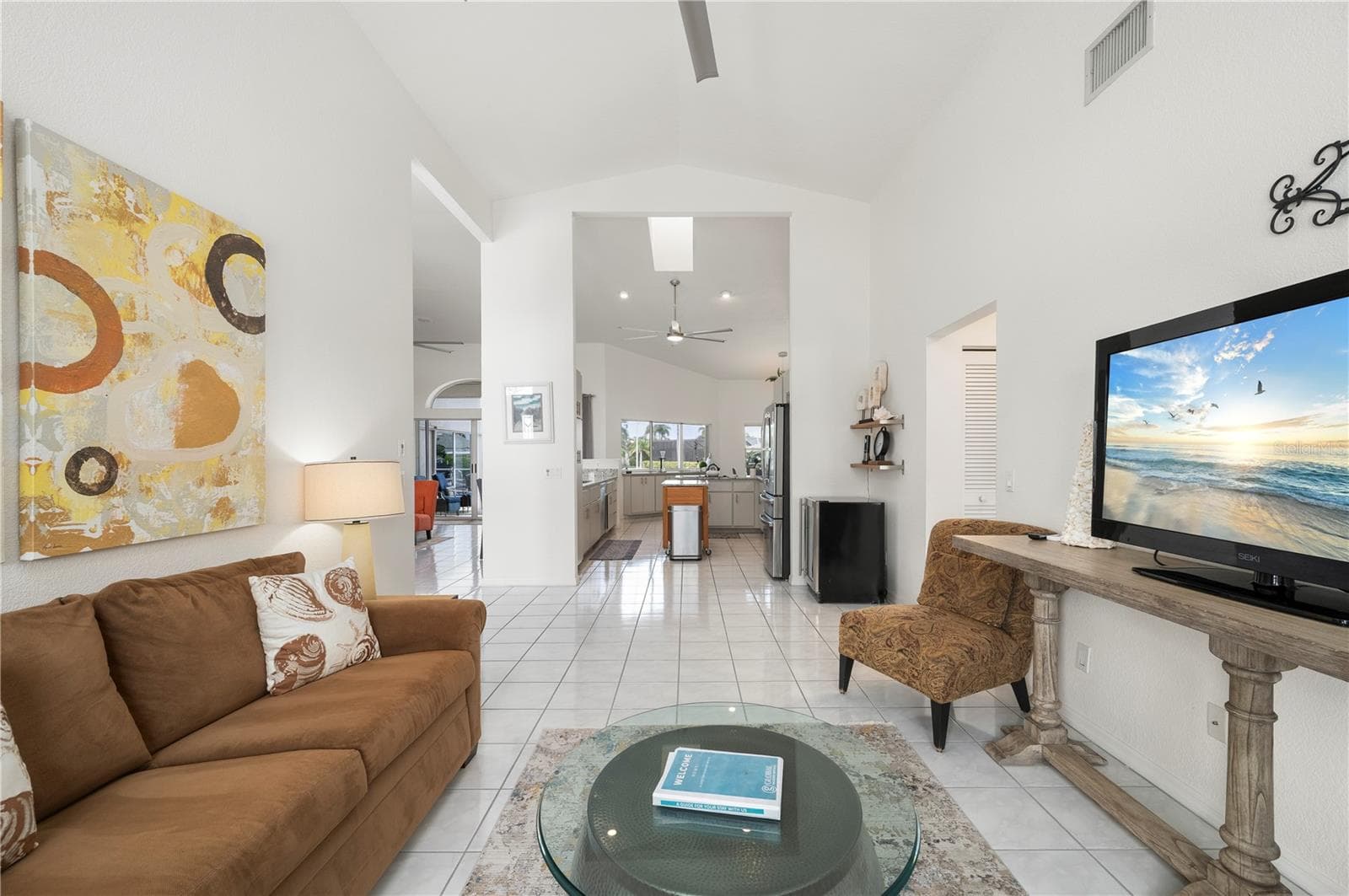 Multiple areas to relax for entertaining or a large family - 265 BELVEDERE CT, PUNTA GORDA