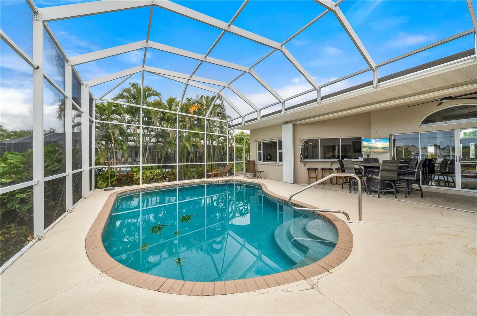 Come on in,the water is fine! New pool heat pump in 2023 - 265 BELVEDERE CT, PUNTA GORDA