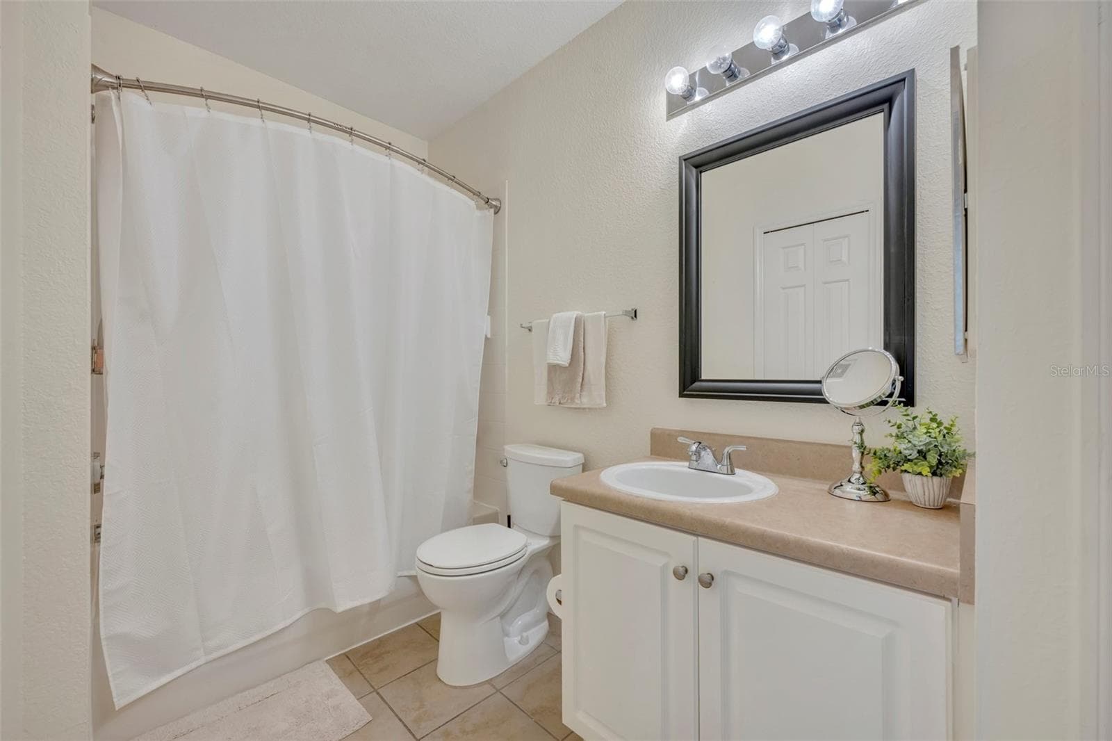 Primary Bathroom - 5550 E MICHIGAN ST #2232, ORLANDO