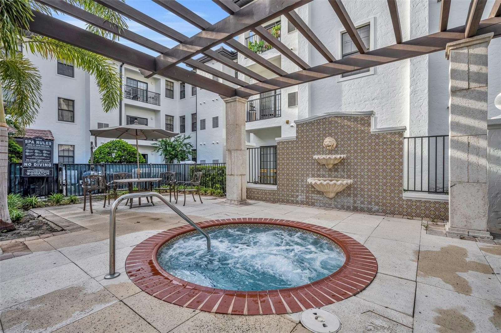 Hot Tub - 5550 E MICHIGAN ST #2232, ORLANDO