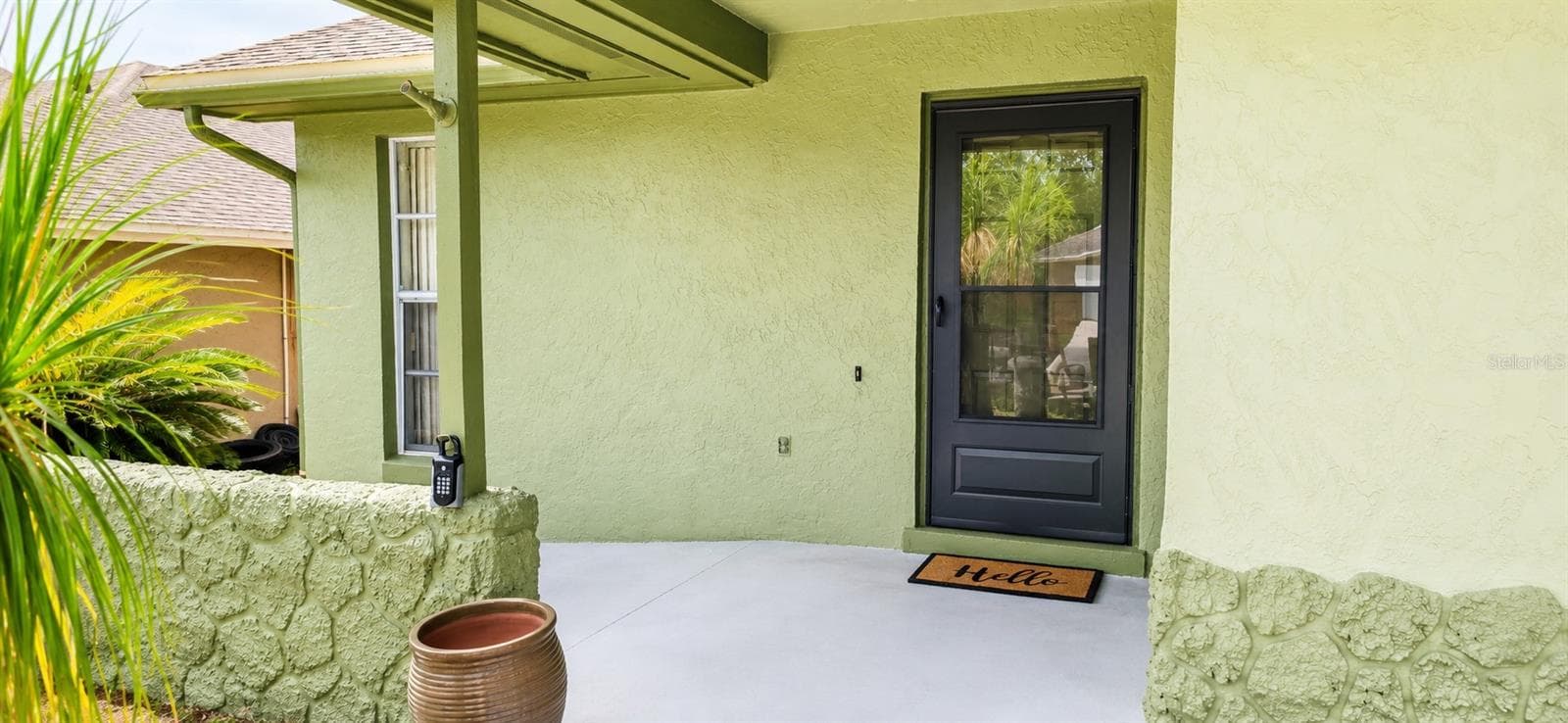 Single Family Residence at 1350 PALO ALTO CT, WINTER SPRINGS, photo 4 of 22
